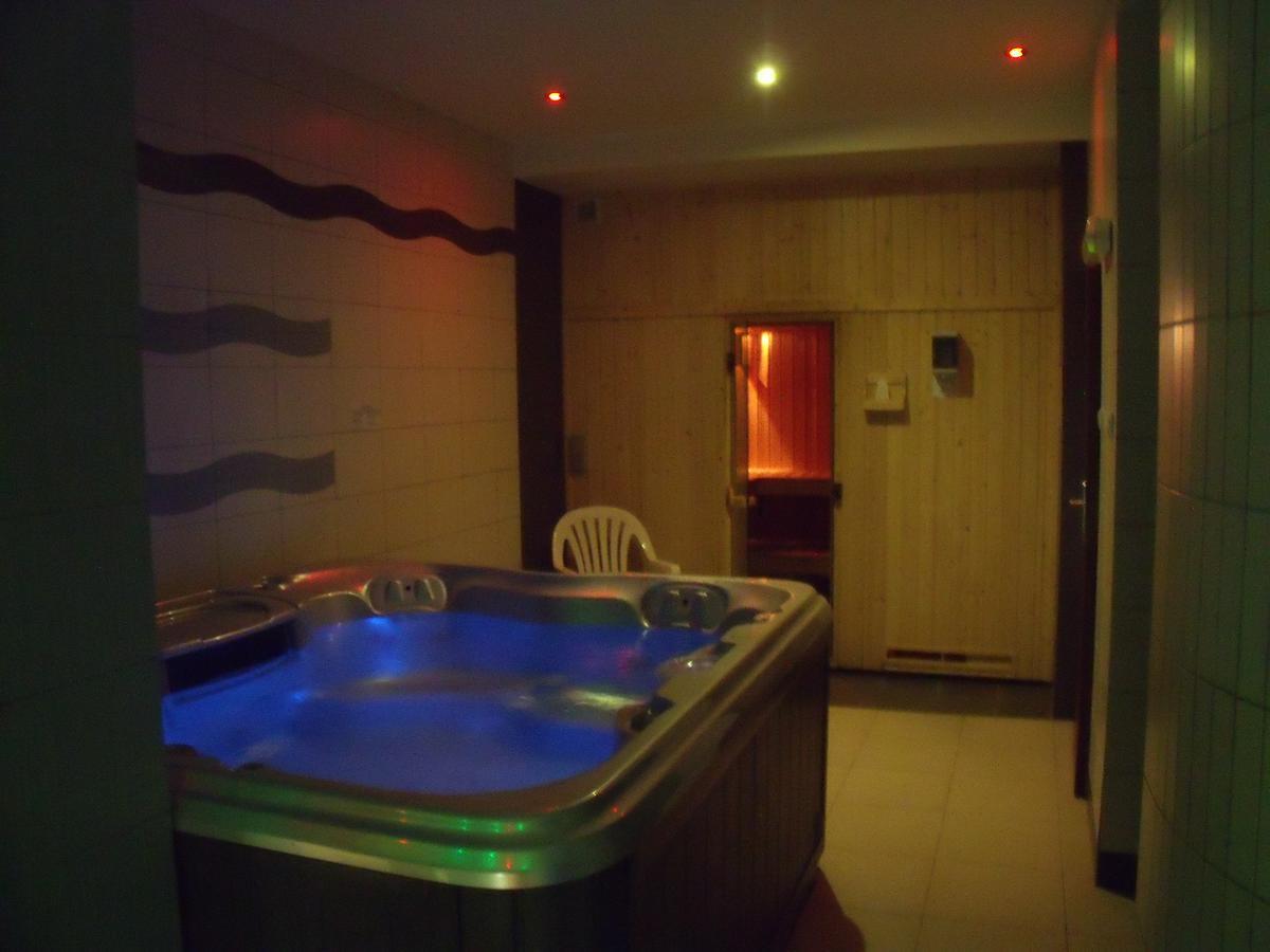 Willa Helvetia Wellness & Spa コルビエルフ エクステリア 写真